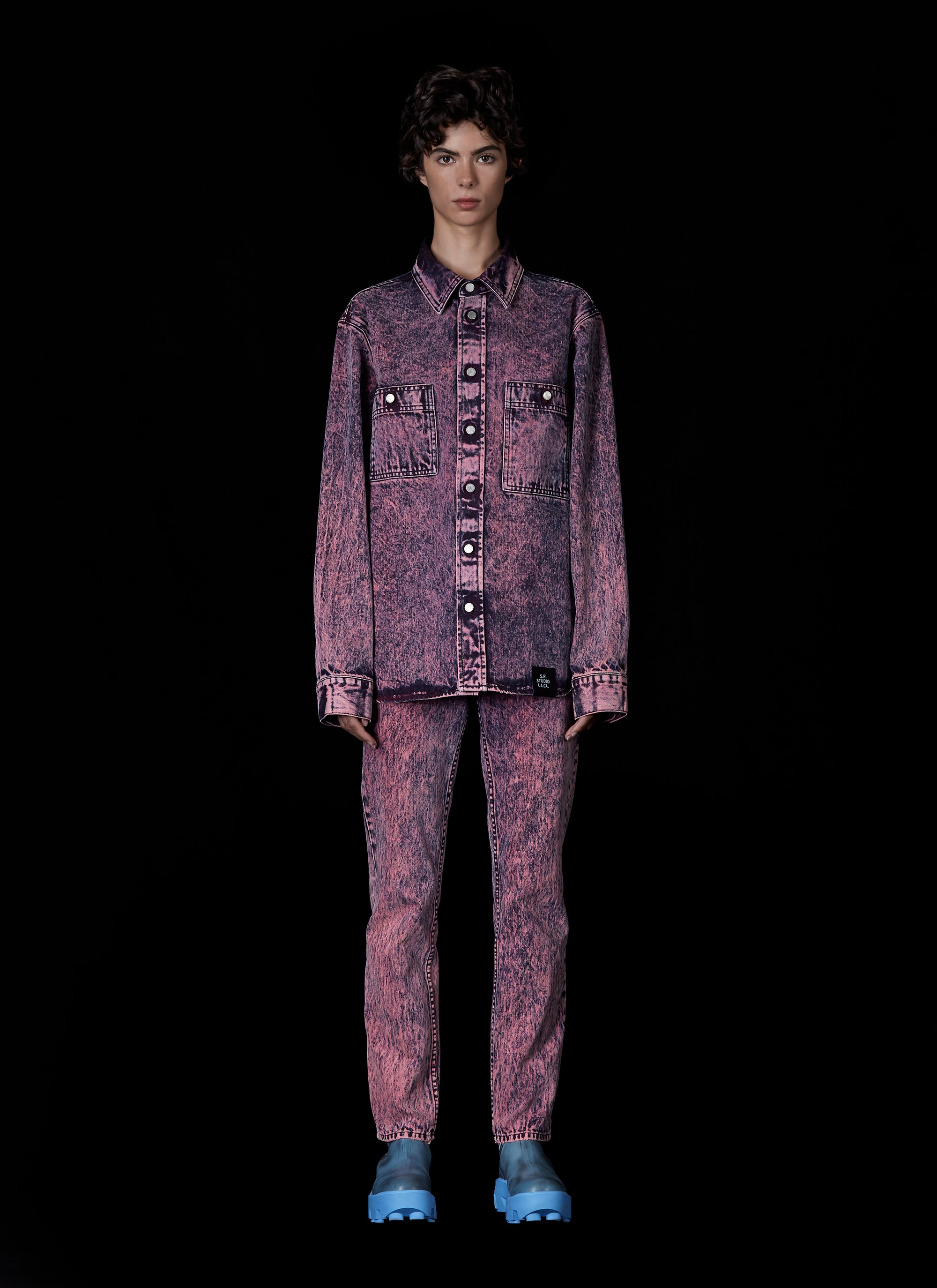 WOMEN'S C-JEAN WITH MINERAL WASH