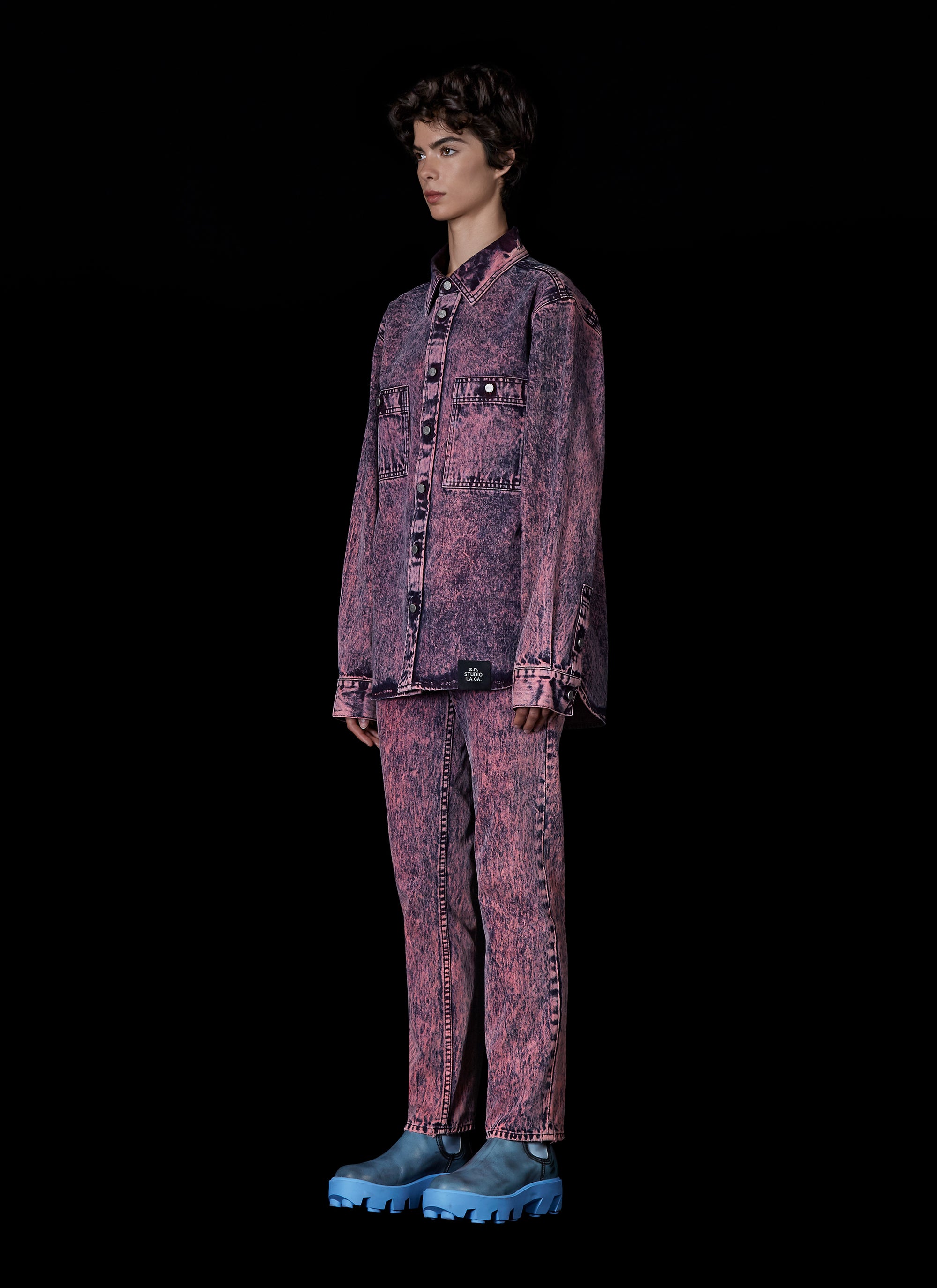 WOMEN'S C-JEAN WITH MINERAL WASH