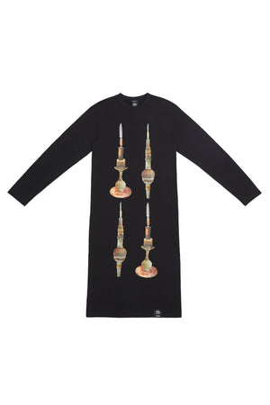 ED.50 CREWNECK LONG SLEEVE DRESS WITH BALANCE STACK OF POTTERY AND KNIFE