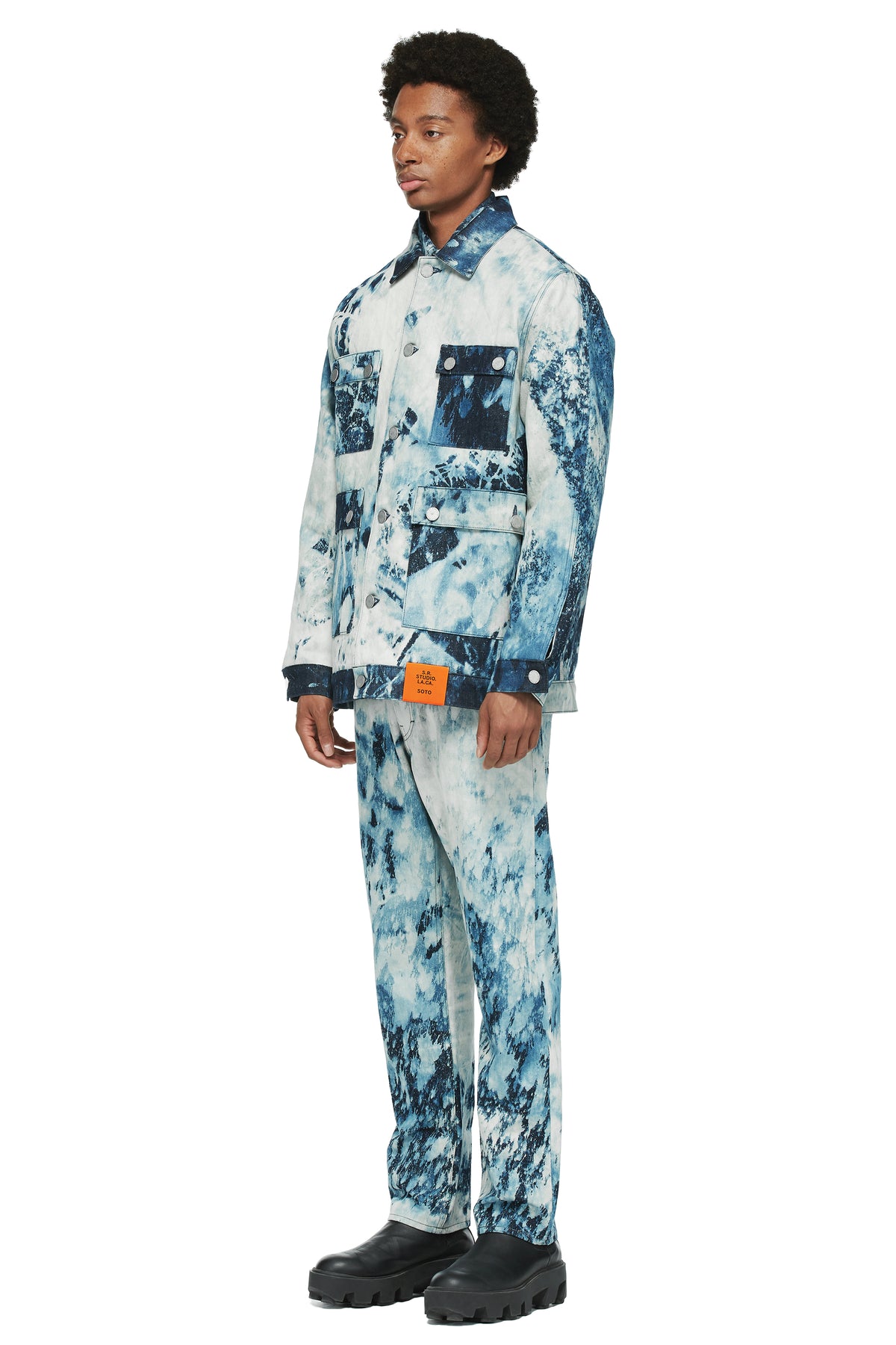 HAND-BLEACHED INDIGO SOTO BARN COAT