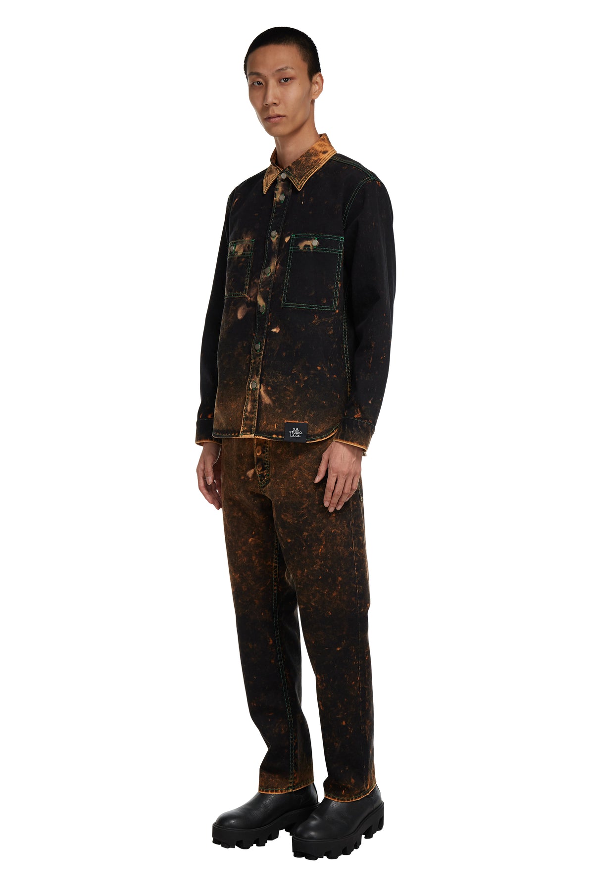 AP MEN'S C-JEAN WITH CONTRAST STITCHING AND IO WASH