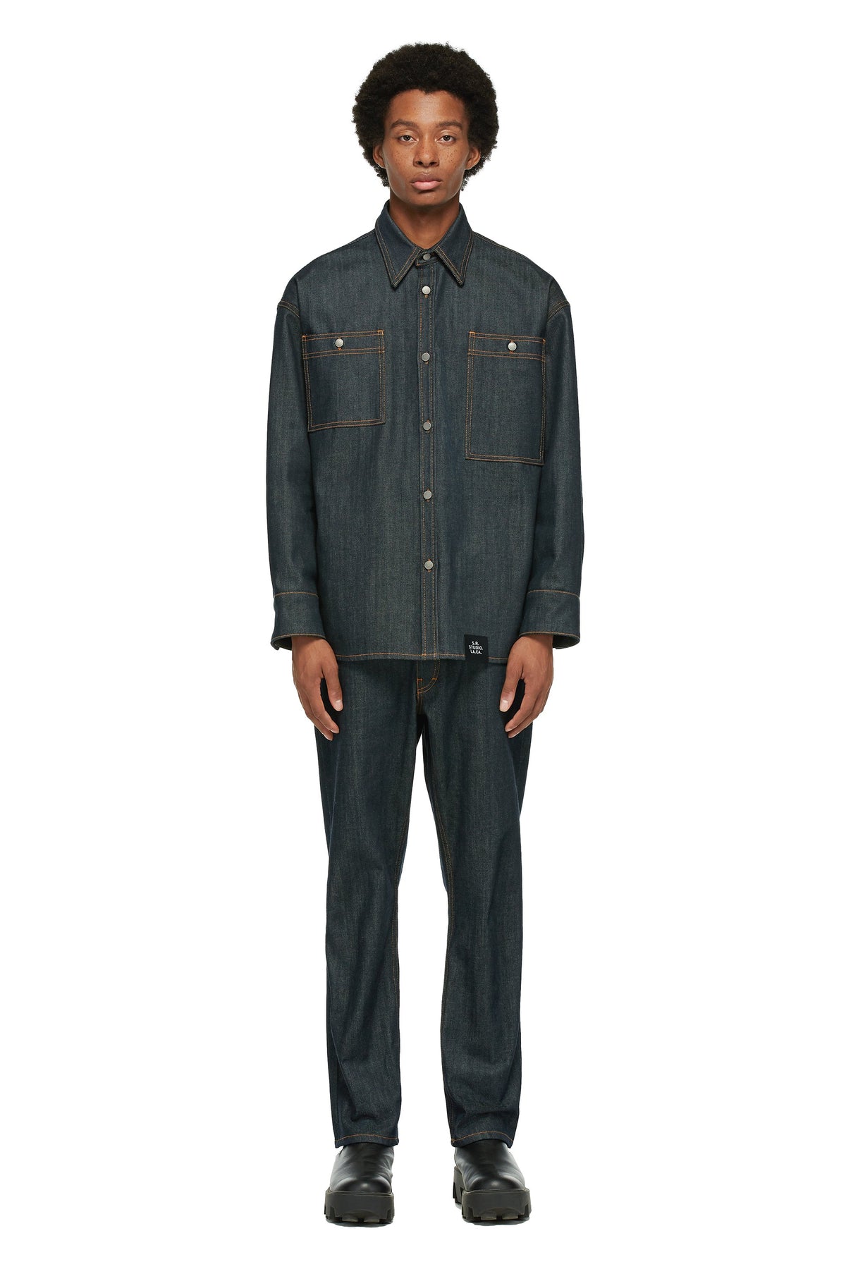 MEN'S OVERSIZED LONG SLEEVE BUTTON DOWN SHIRT WITH CONTRAST STITCHING