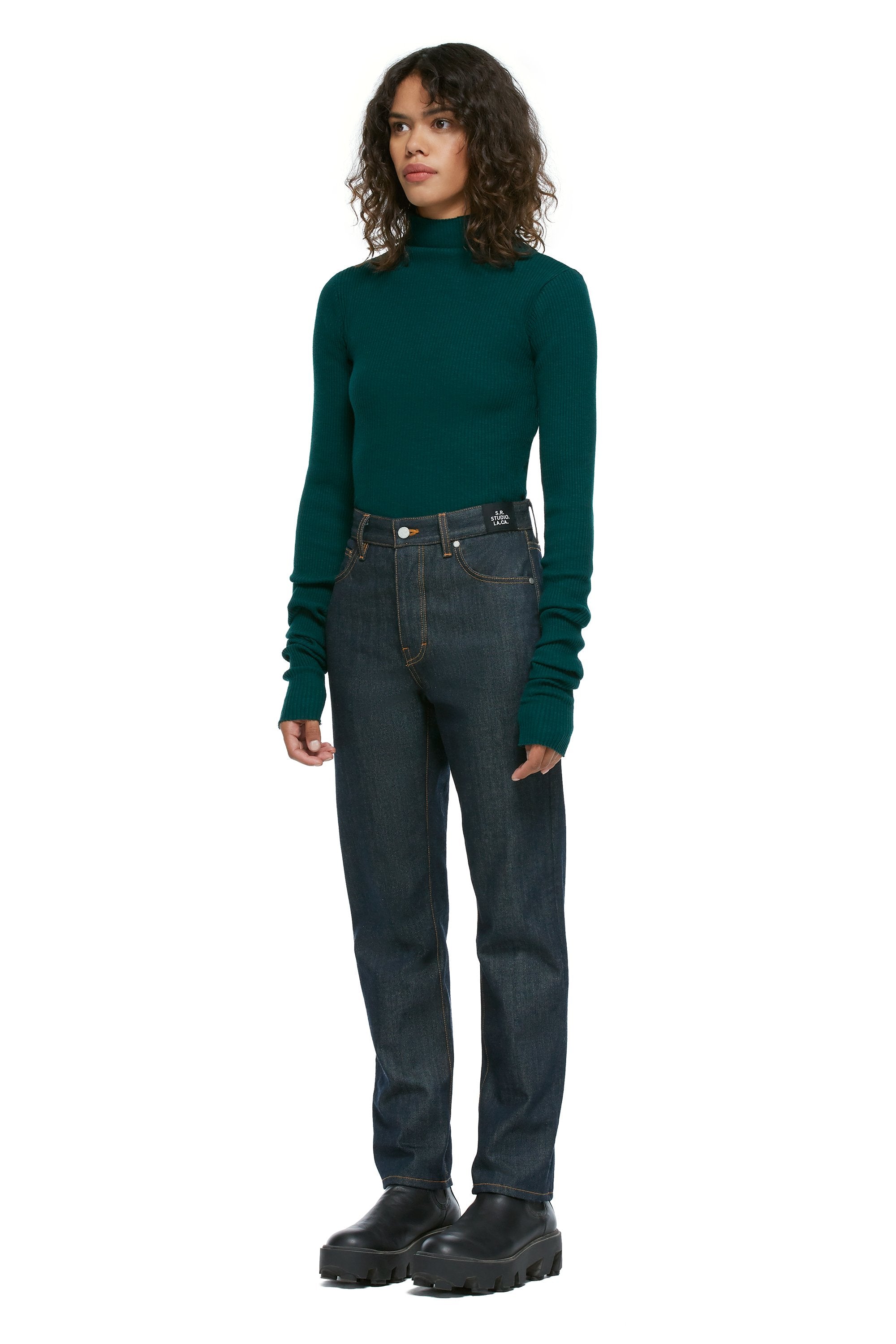 RIBBED COTTON FUNNEL NECK TOP