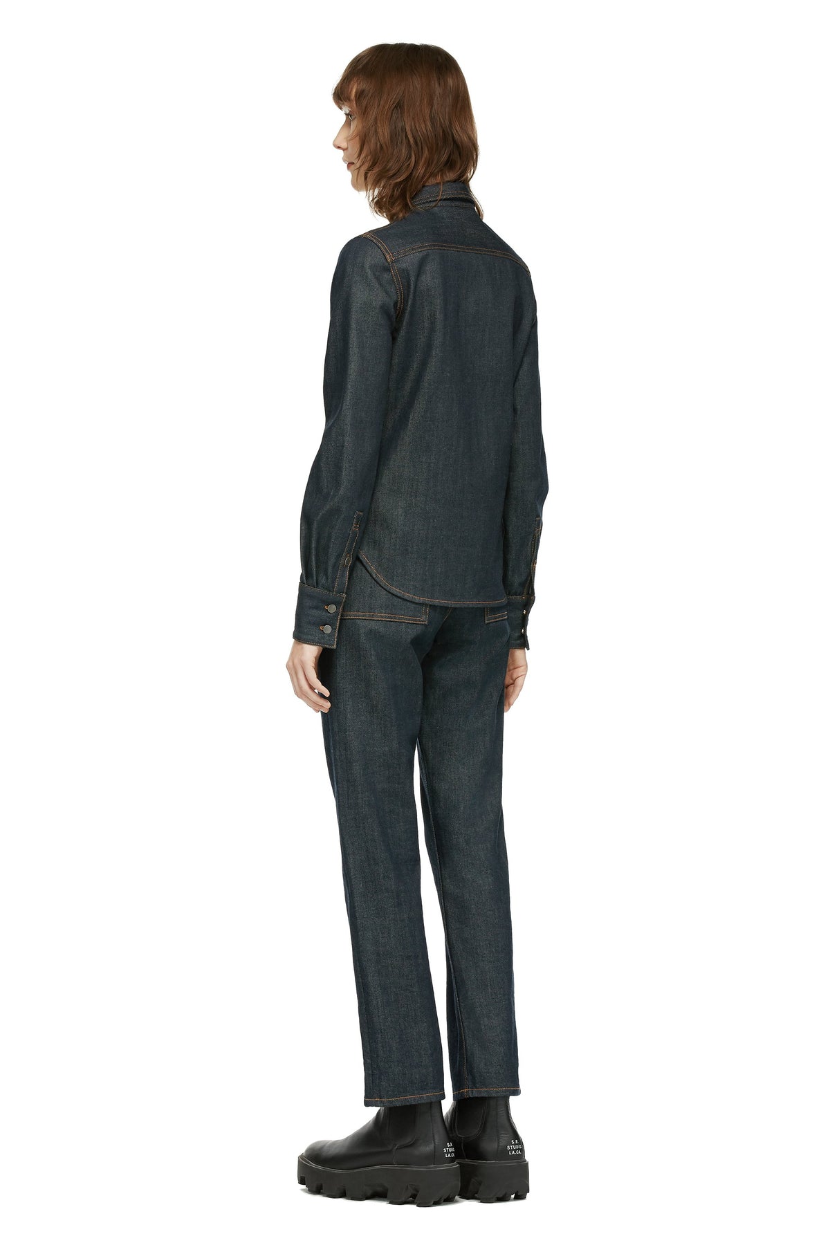 WOMEN'S LONG SLEEVE BUTTON DOWN SHIRT WITH CONTRAST STITCHING