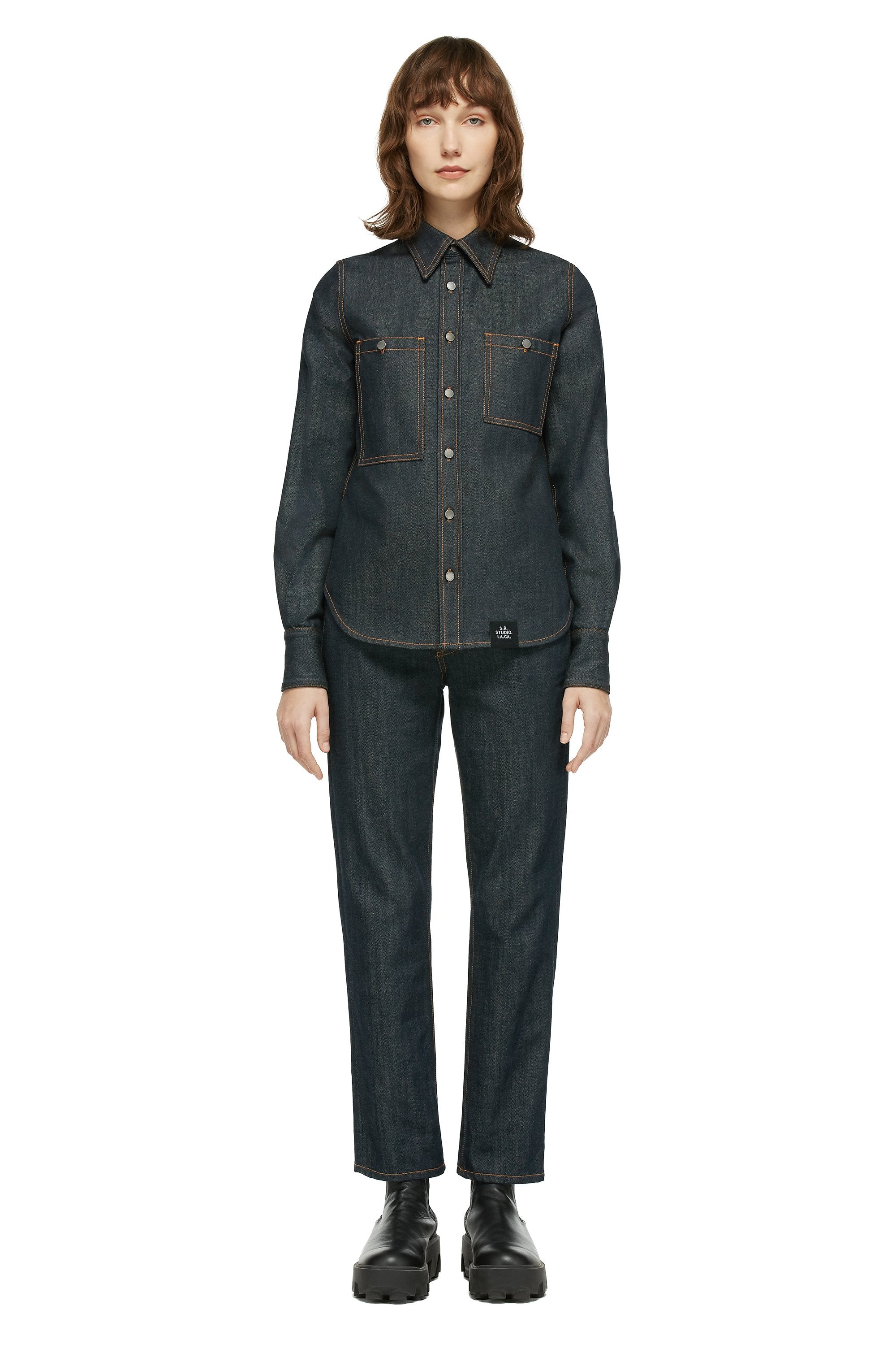 WOMEN'S LONG SLEEVE BUTTON DOWN SHIRT WITH CONTRAST STITCHING